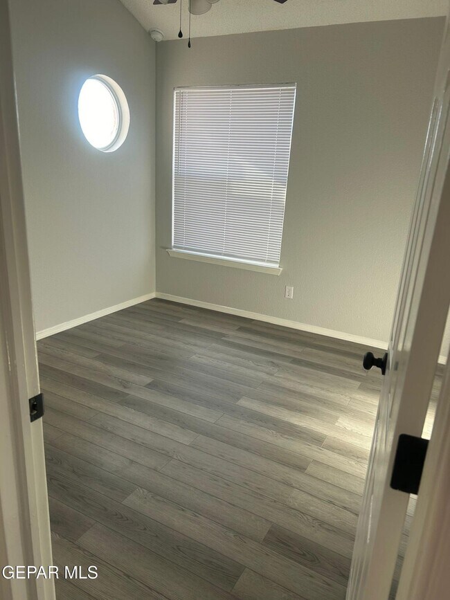 Building Photo - 7401 Le Conte Dr