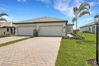 Building Photo - 19529 Hinkley Dr