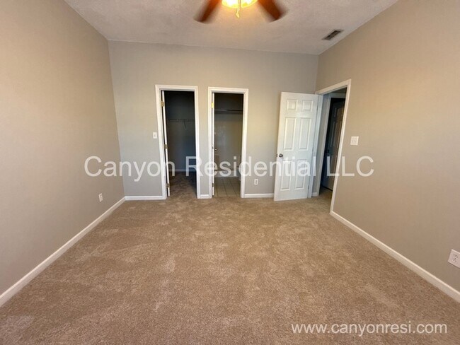 Building Photo - 3816 Goforth Dr