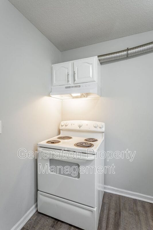 Building Photo - 4405 Delashmitt Rd