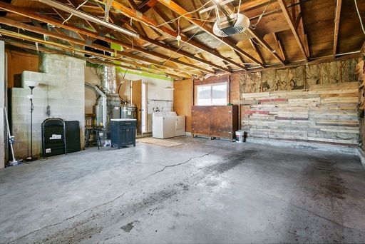 Building Photo - Adorable 3 bedroom Lynnwood rambler