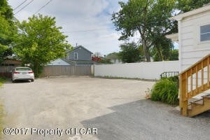 Parking - 303 Wyoming Ave