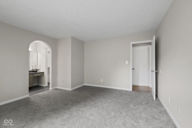 Building Photo - 6815 Cherry Laurel Ln