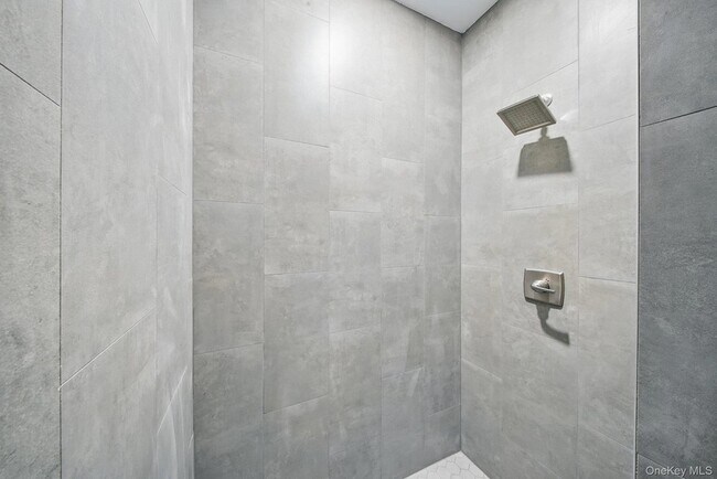 Building Photo - 5 Giada Ln