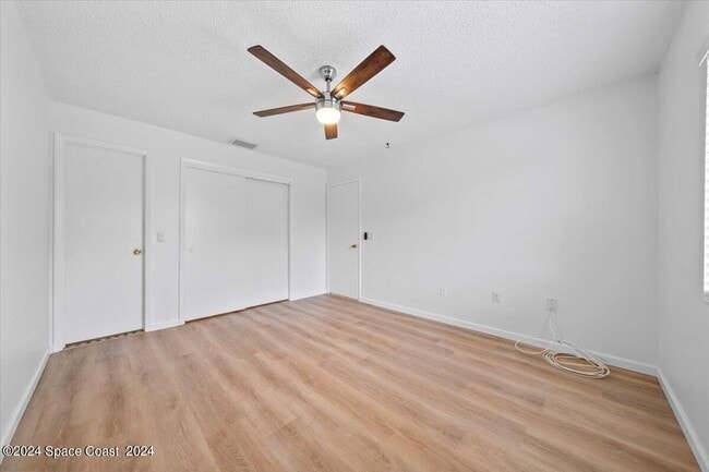 Building Photo - 222 San Juan Cir