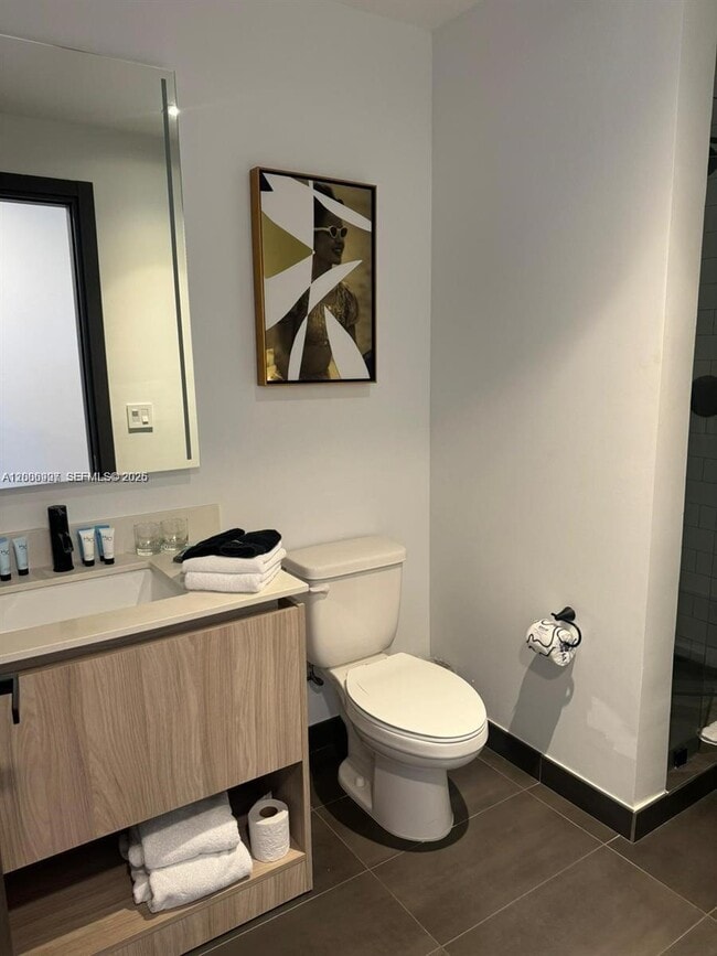 Building Photo - 398 NE 5th St