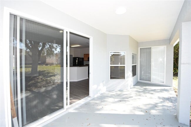 Building Photo - 4 Lynn Pl