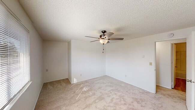 Building Photo - 13605 107th Ave Ct E