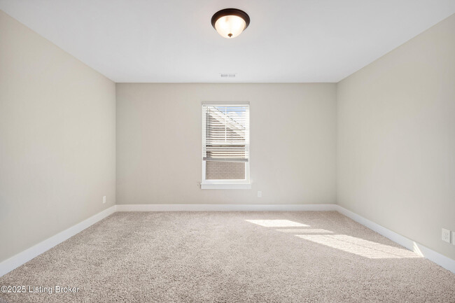 Building Photo - 9203 Harvester Pl
