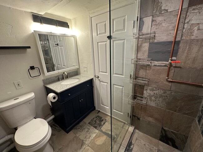 Building Photo - 3822 Polaris Dr