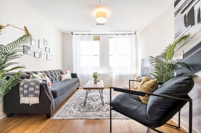 Building Photo - 401 Cherry St