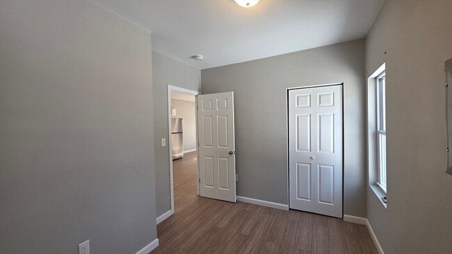 Building Photo - 31 Hicks St