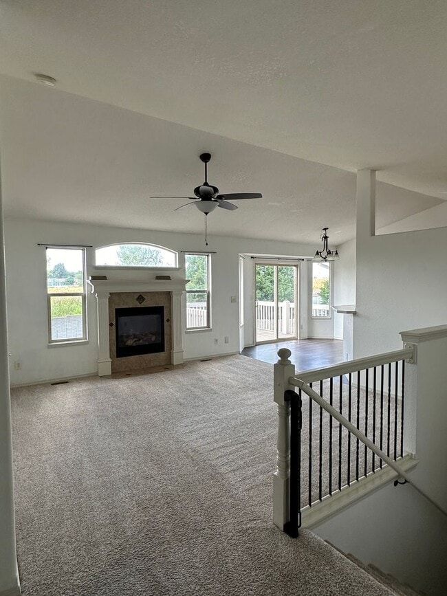 Building Photo - Beautiful Updated 5 Bedroom Home - Derby ,KS