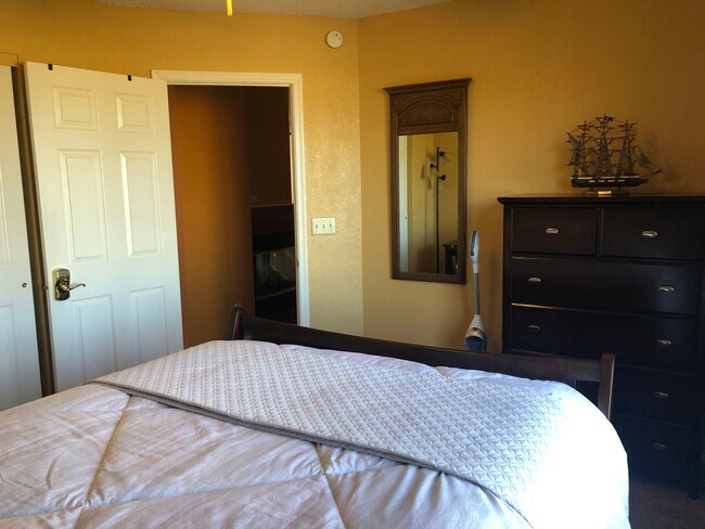 Building Photo - Manor 1485A Seasonal Rental