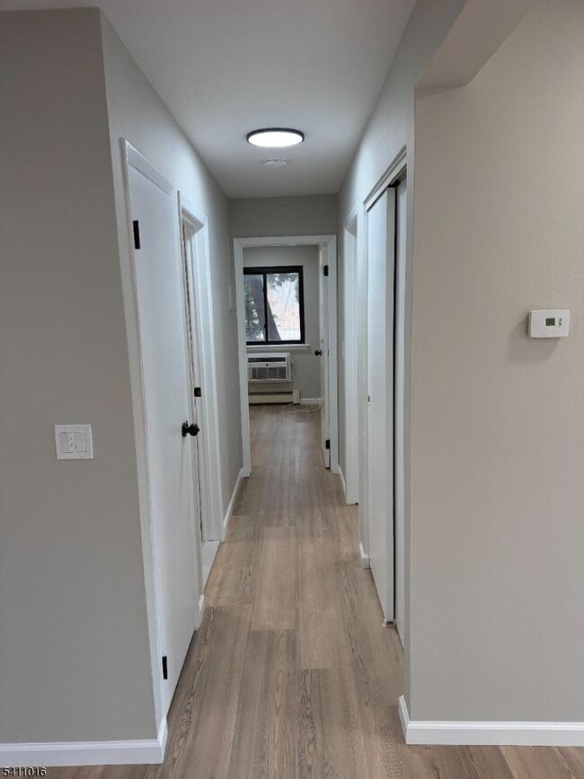 Building Photo - 645 Cricket Ln