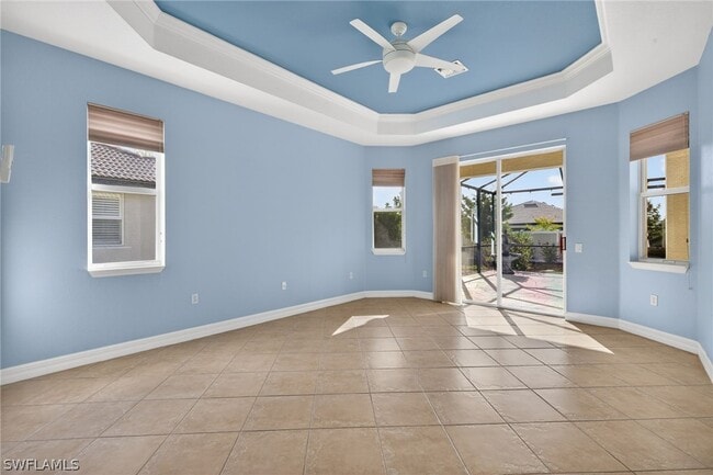 Building Photo - 25080 Divot Dr