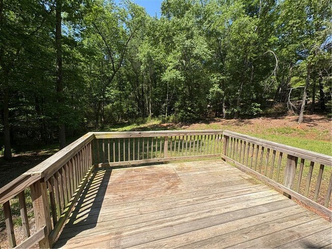 Building Photo - 4620 Enota Ct