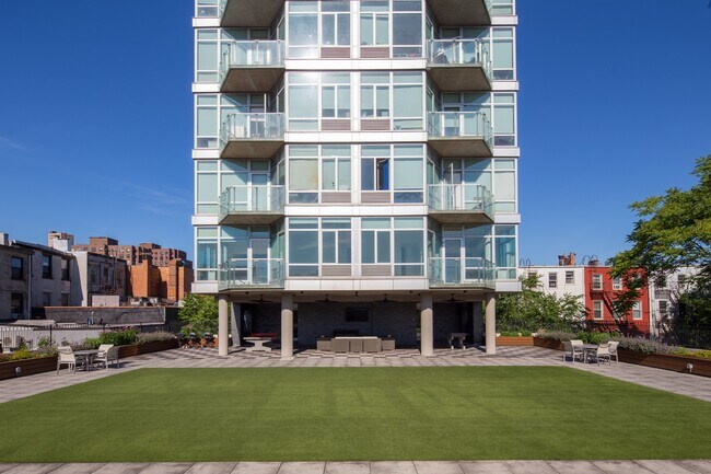 Building Photo - 163 Washington Ave