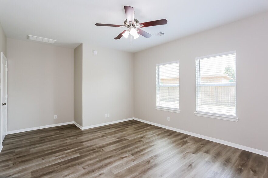Building Photo - 17442 Hayley Springs Ct