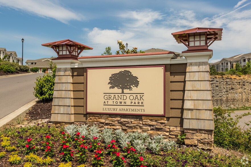 Grand Oak at Town Park 110 Townpark Dr Smyrna TN 37167 Apartment Finder
