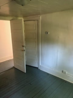 Building Photo - House on E. Park Avenue -- Available 2026-...