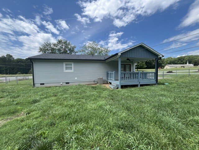 Building Photo - 803 Robinson Rd