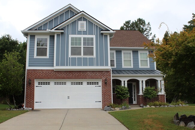 Primary Photo - 3450 Dalwood Dr