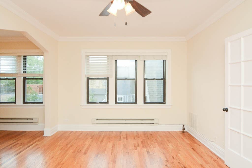 Building Photo - 4742 N Hermitage