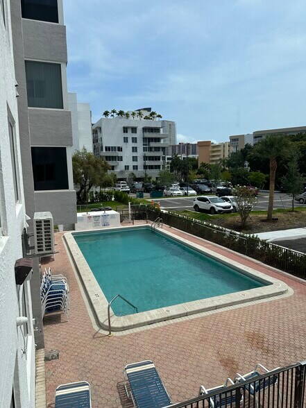 Building Photo - 250 Sunny Isles Blvd