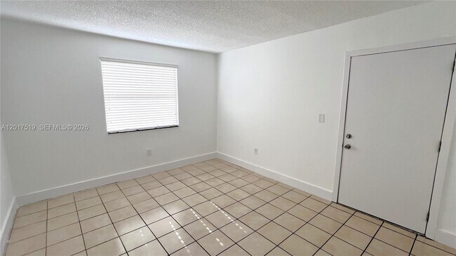 Building Photo - 680 NW 114th Ave