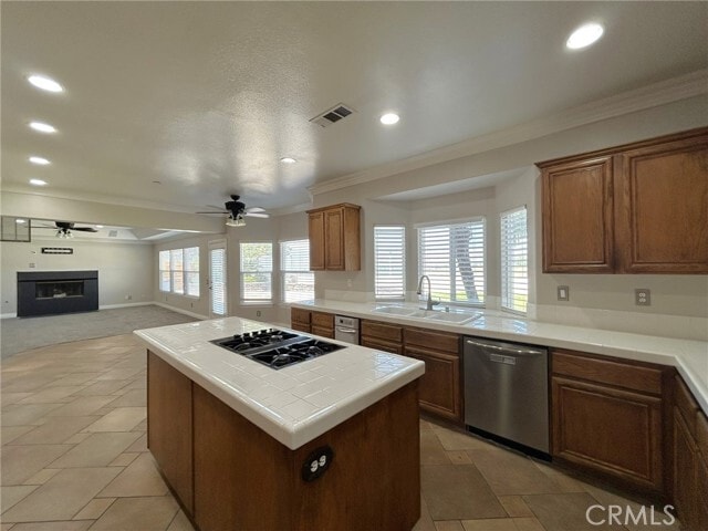 Building Photo - 629 Golden W Dr