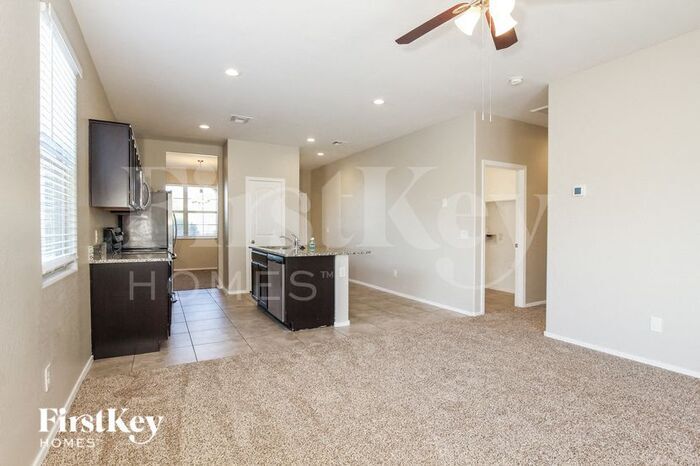 Building Photo - 8492 S 256th Dr