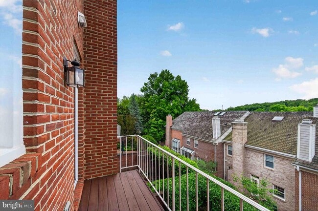 Building Photo - 8016 Quarry Ridge Way