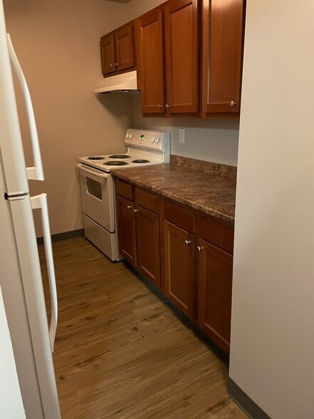 Building Photo - Pine Harbor Apartments