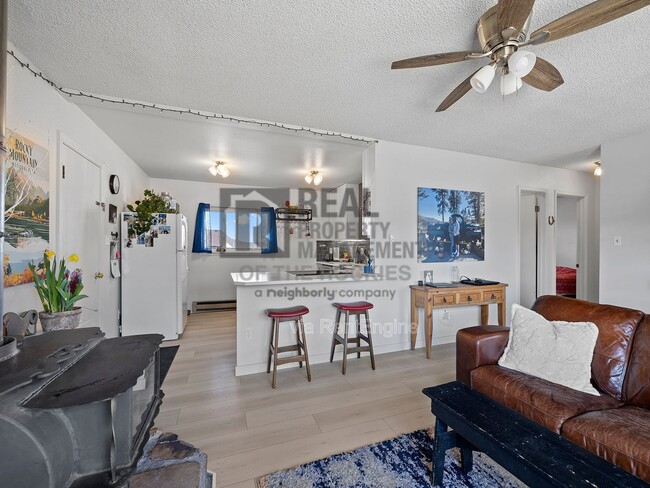 Building Photo - 1206 Ashford Dr