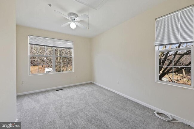 Building Photo - 15435 Reprise Terrace