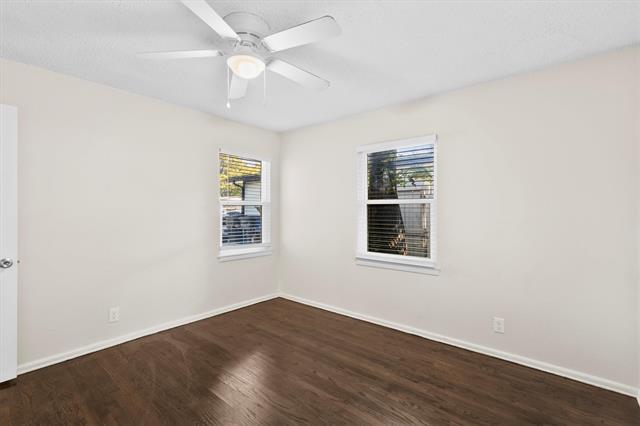 Building Photo - 2530 Maverick Ave
