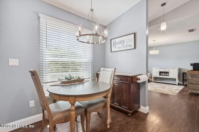 Building Photo - 11546 Twin Oaks Trail