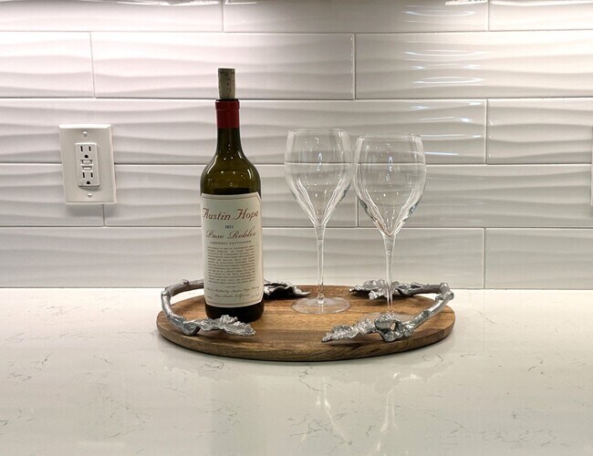 Building Photo - 46 Summer Haze Cir