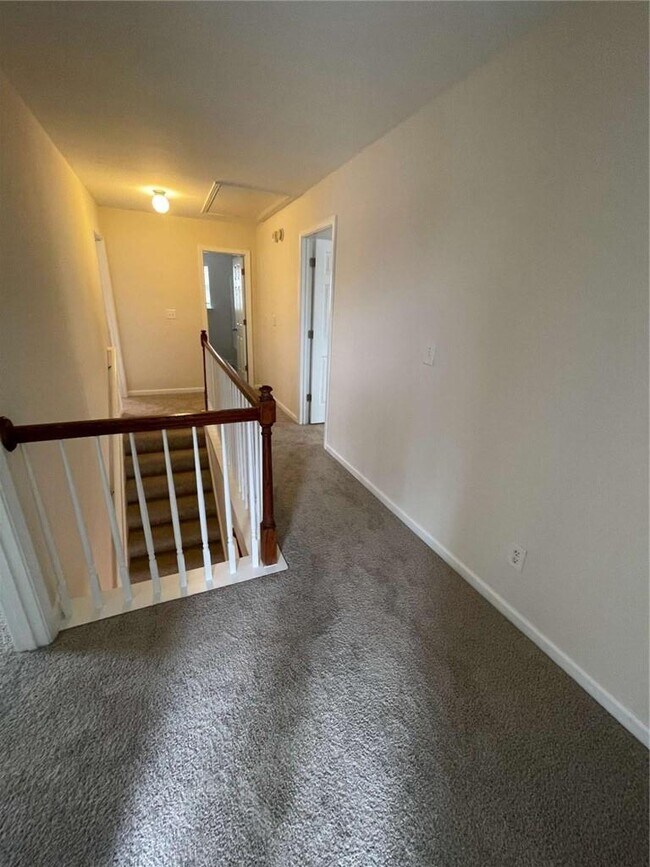 Building Photo - 4205 Pointe Vecchio Cir