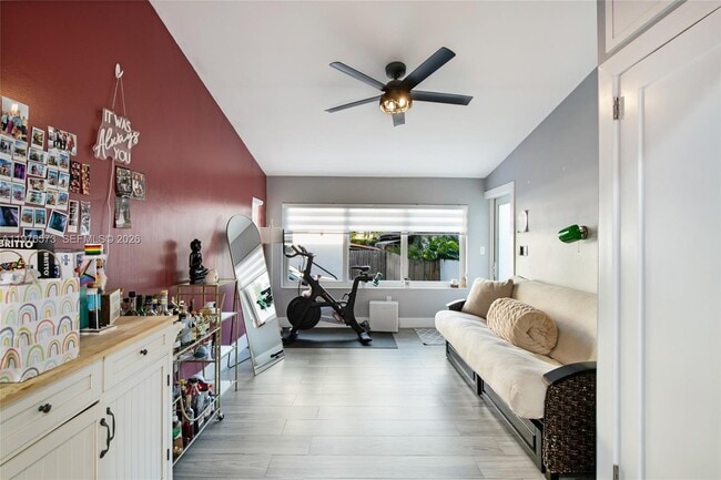 Building Photo - 1620 SW 19th St