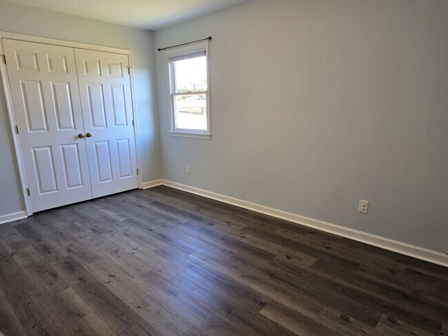 Building Photo - 3533 Cedar Post Rd