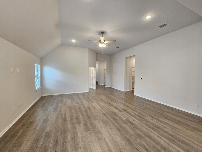 Building Photo - Gorgeous First Time Rental, 4 bed, 3 full bath with flex room which could be used as a 5th bedroo...
