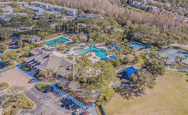 Building Photo - 20002 Heritage Point Dr