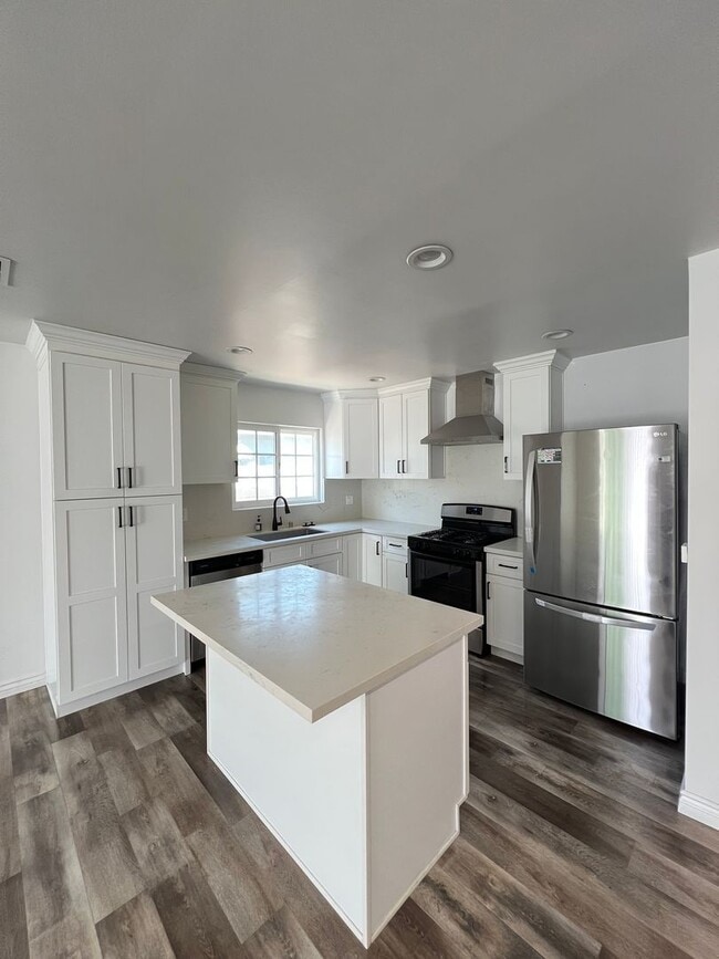 Building Photo - Charming 3 bed/ 2 bath home in El Monte!!