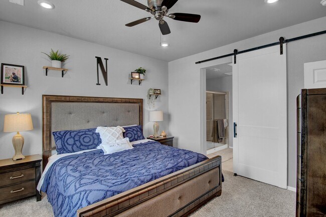 Building Photo - 12121 W 57th Dr