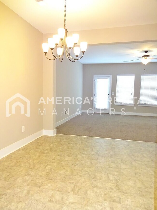 Building Photo - 4379 Shivas Way