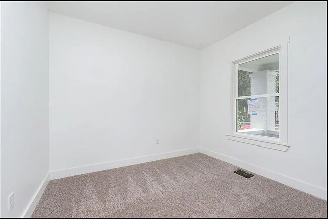 Building Photo - 1137 Saint Peter St