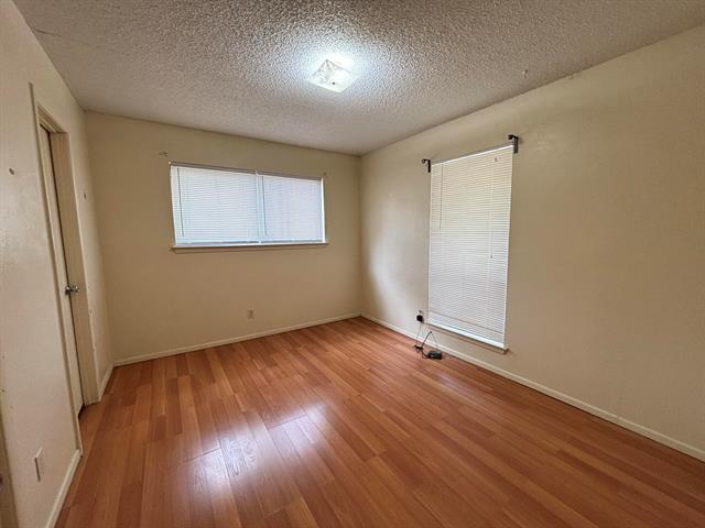 Building Photo - 2107 Botts Dr
