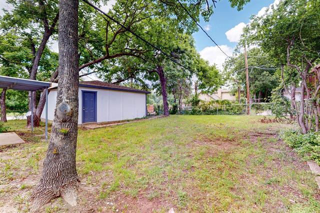 Building Photo - 1425 Oakhill Dr